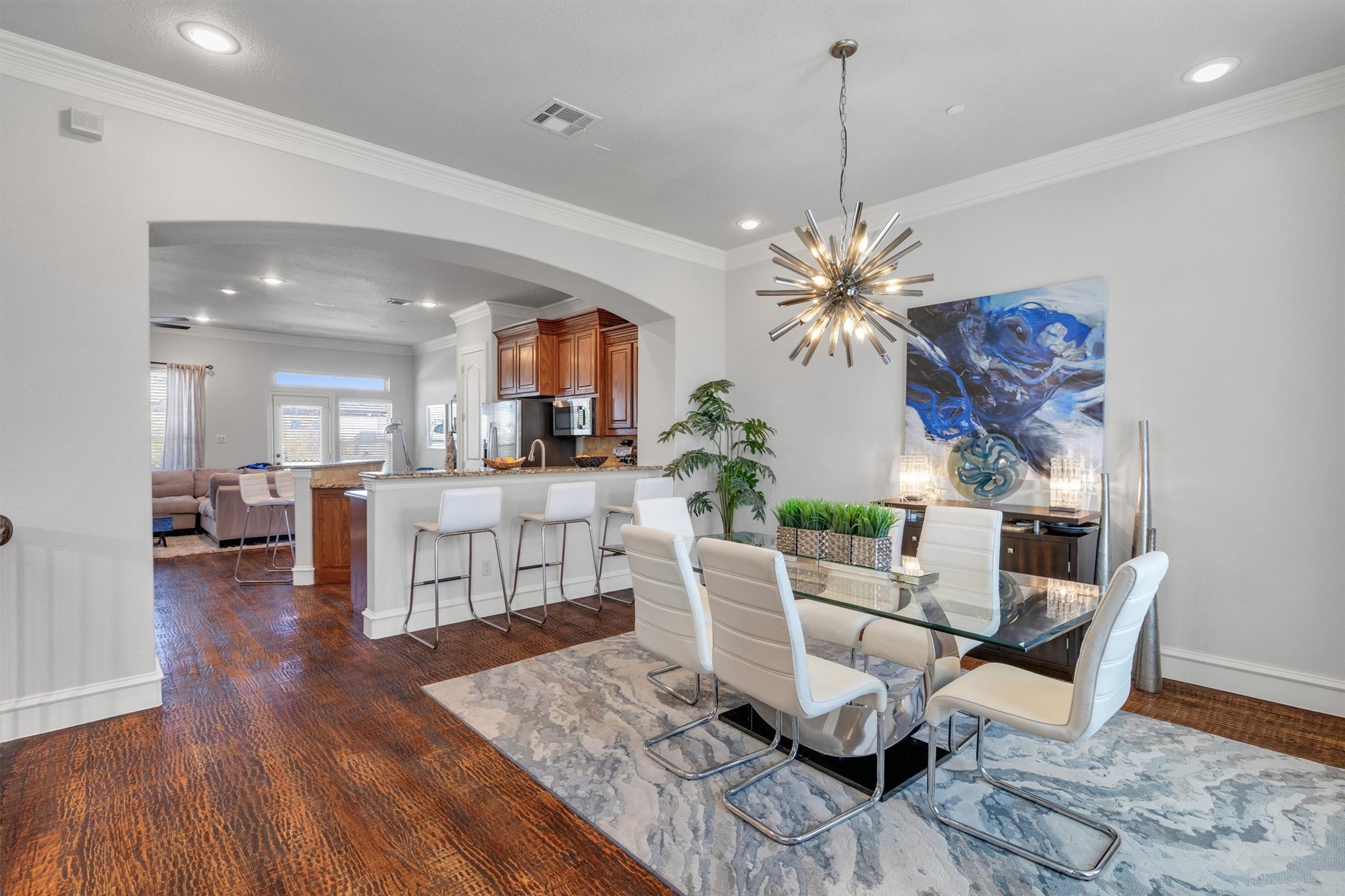 4041 Winsor Drive Farmers Branch TX 75244