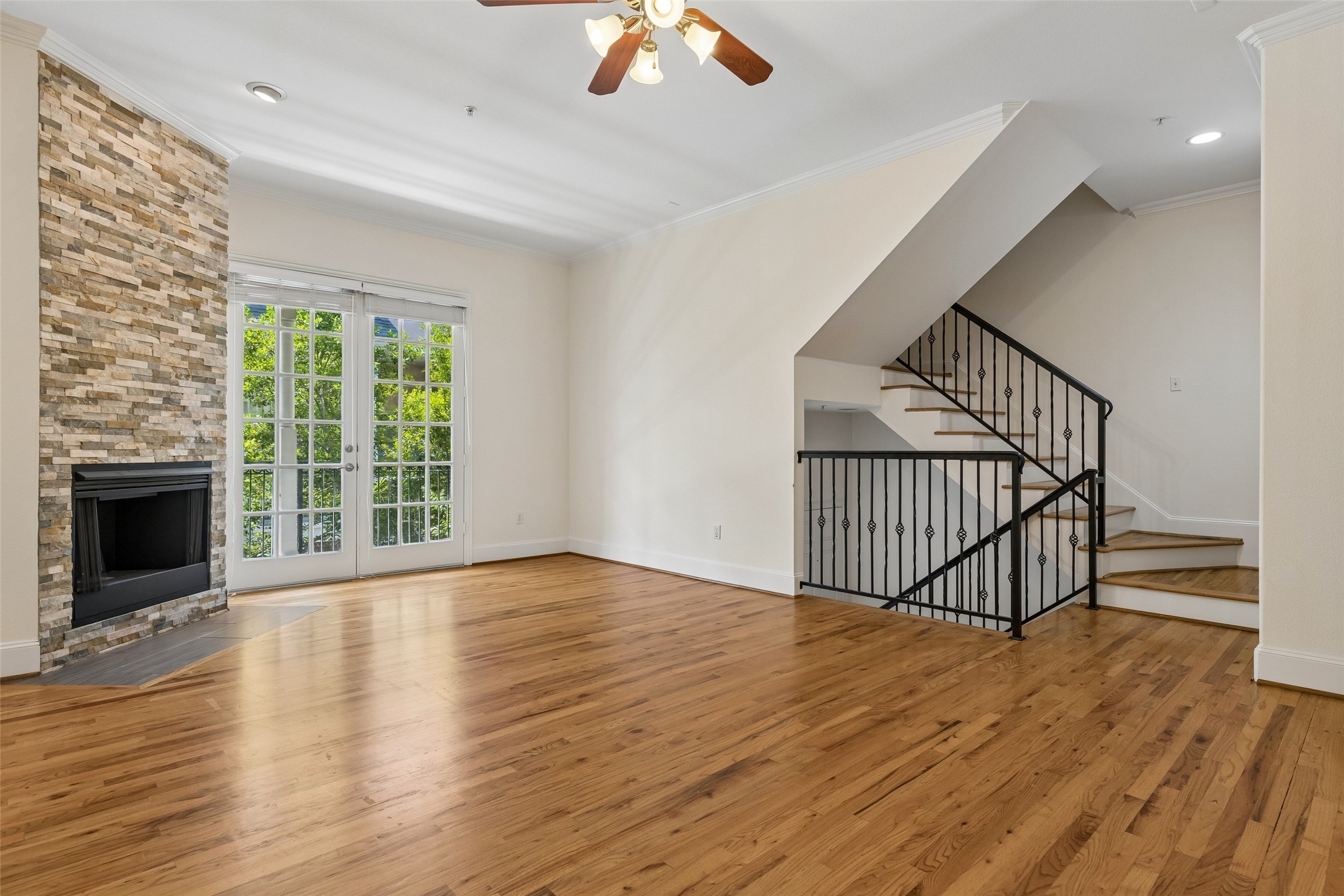 5726 La Vista Drive Dallas TX 75206