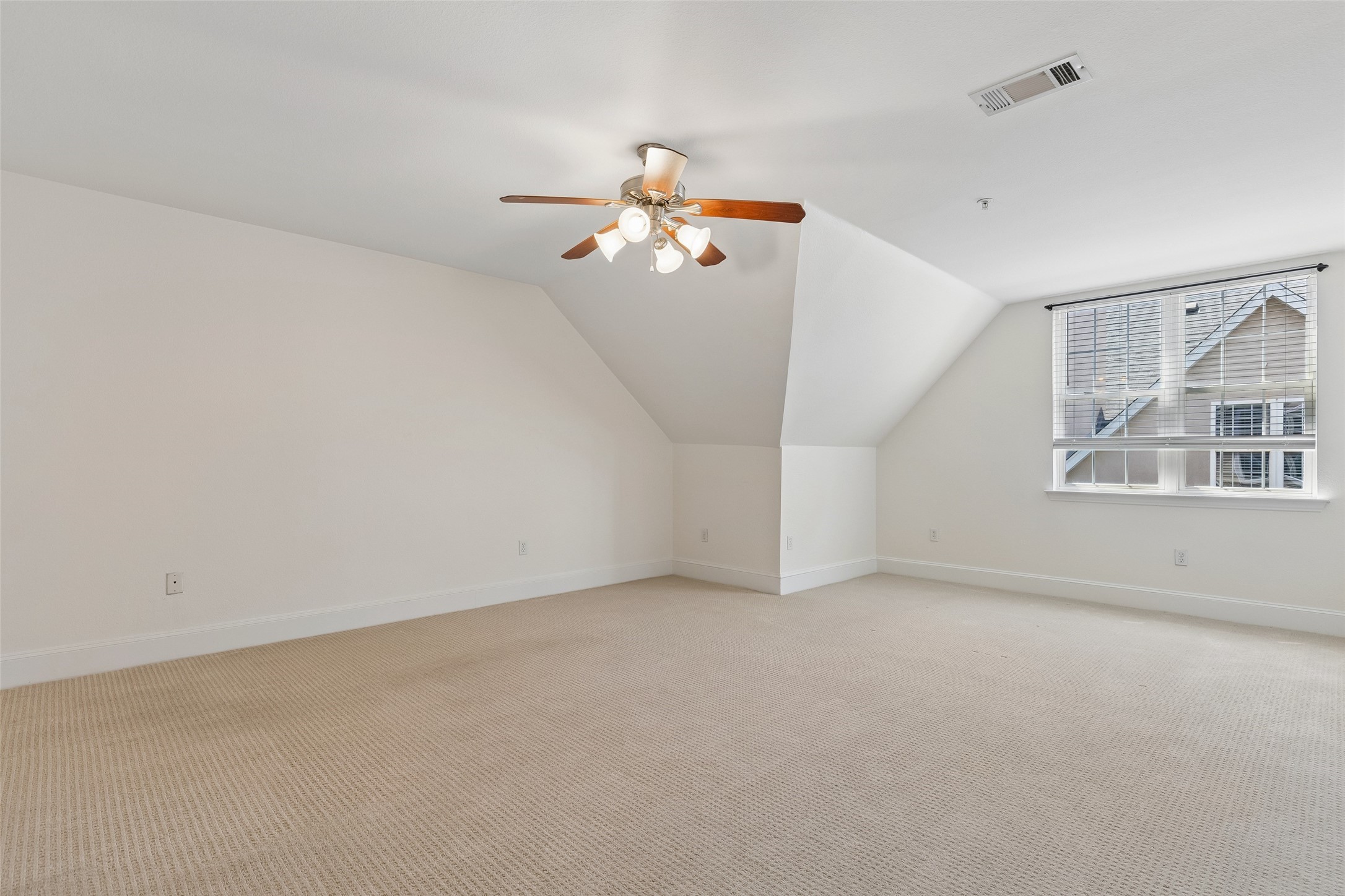 5726 La Vista Drive Dallas TX 75206