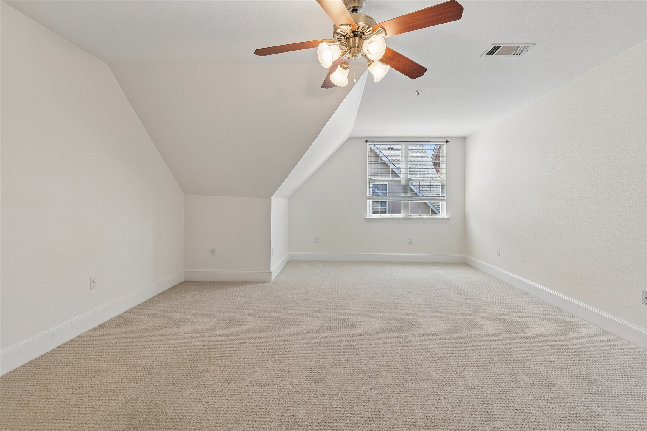 5726 La Vista Drive Dallas TX 75206