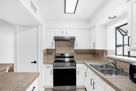 15221 Berry Trail Dallas TX 75248