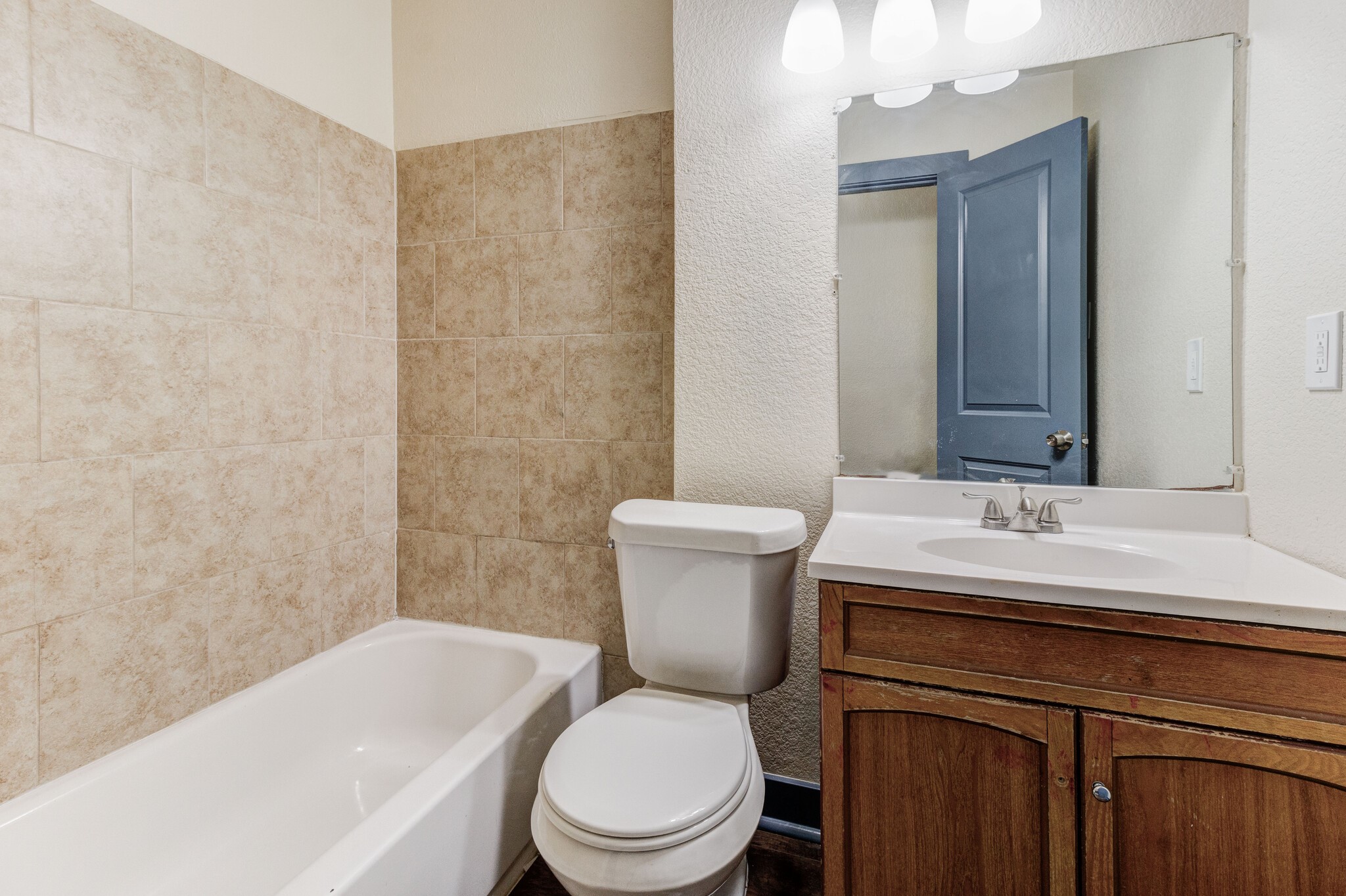 4511 Alamosa Fort Worth TX 76119