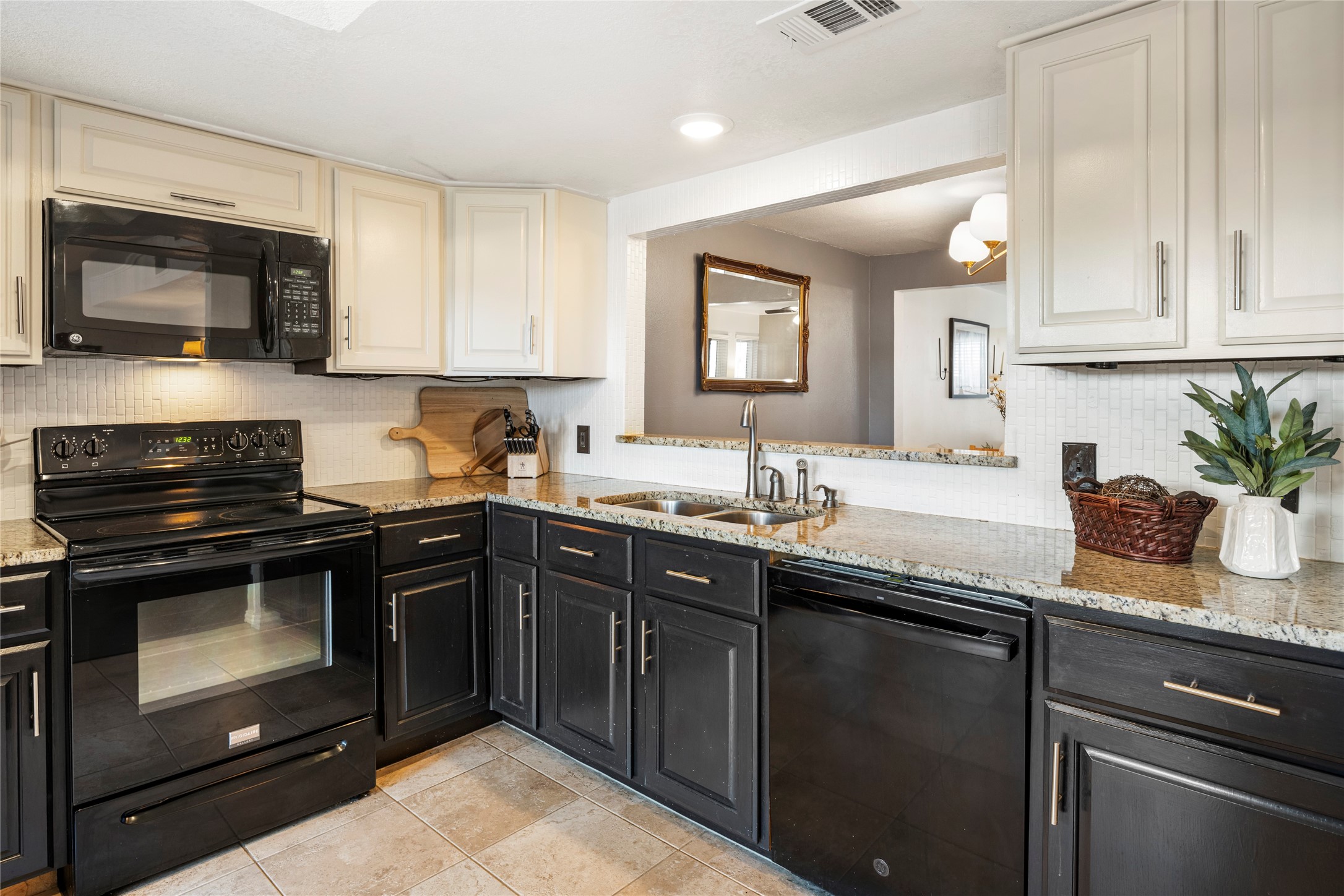 531 Towne House Lane Richardson TX 75081
