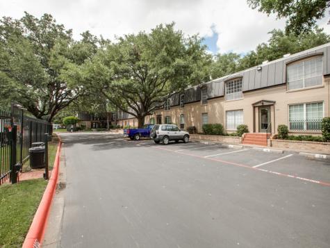 5212 Fleetwood Oaks Avenue Dallas TX 75235