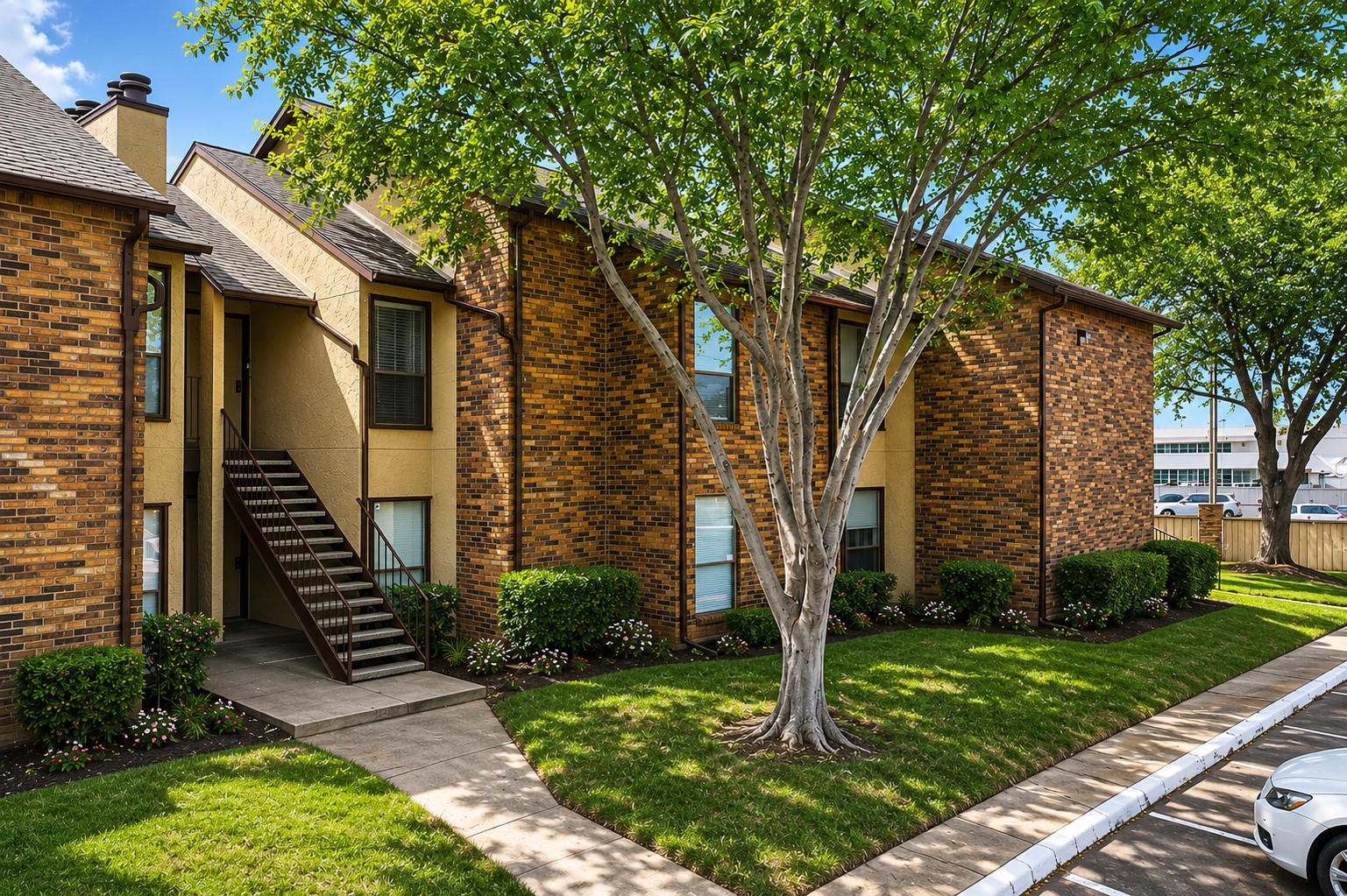 1900 Cloisters Drive Arlington TX 76011