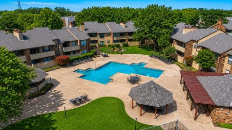 1900 Cloisters Drive Arlington TX 76011