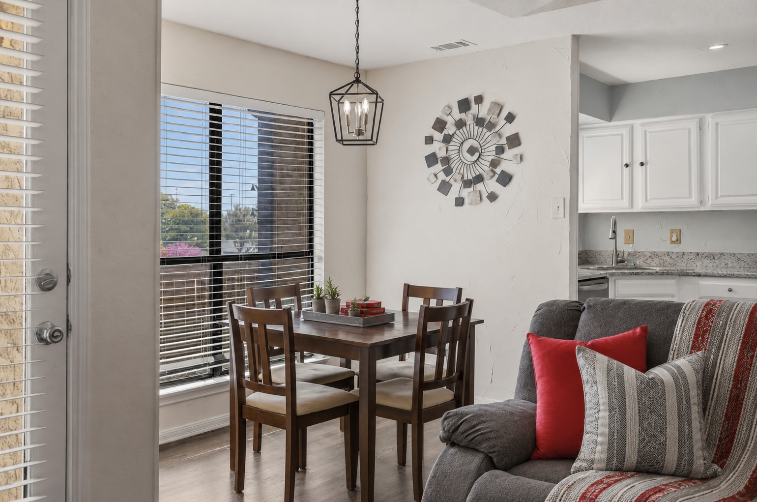 1900 Cloisters Drive Arlington TX 76011