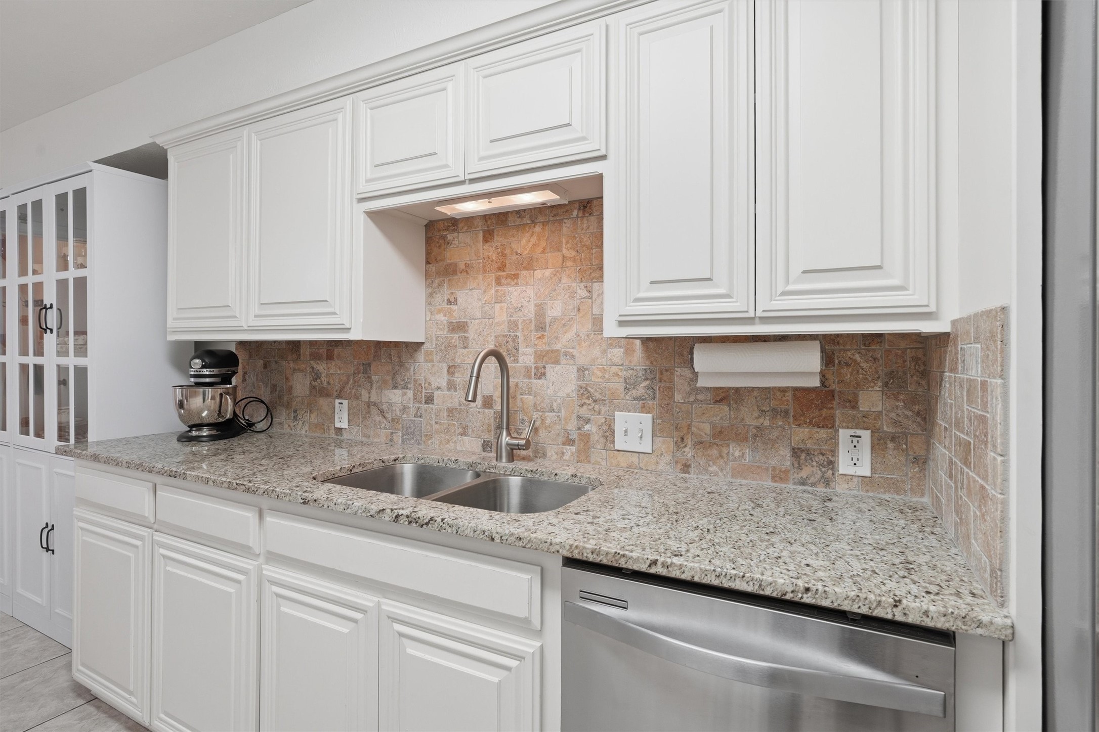 79 One Main Place Benbrook TX 76126