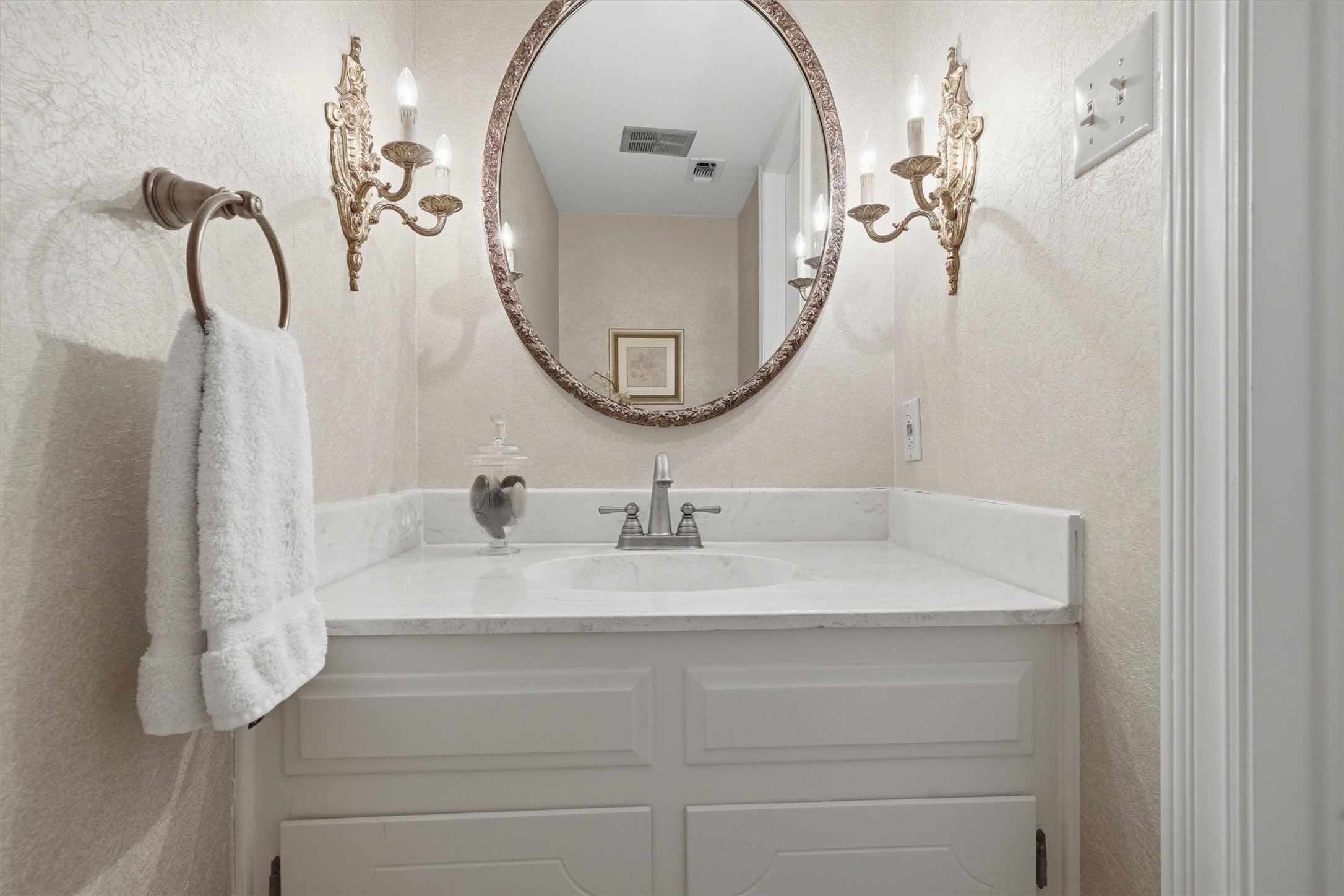 79 One Main Place Benbrook TX 76126