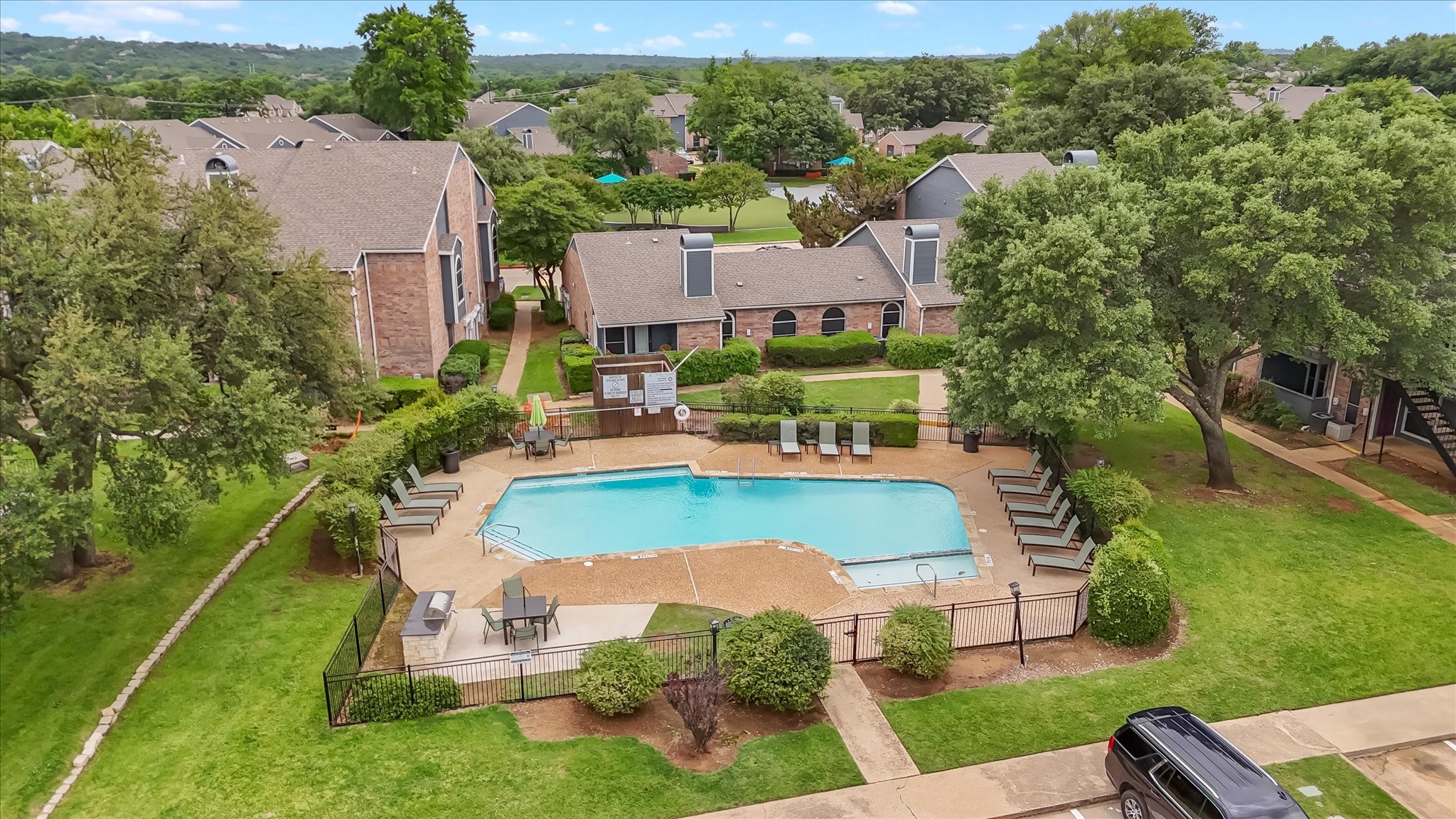 1463 Meadowood Village Drive Fort Worth TX 76120