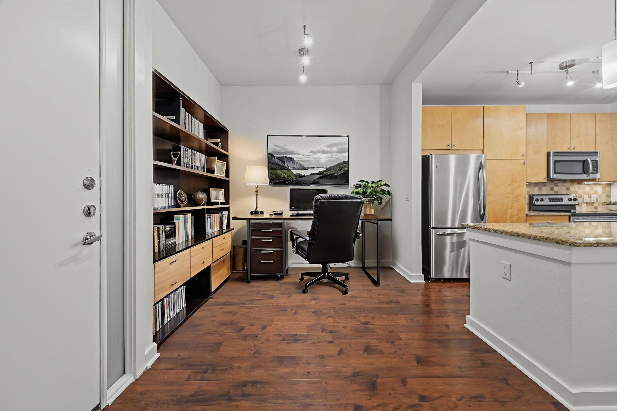 2950 Mckinney Avenue Dallas TX 75204