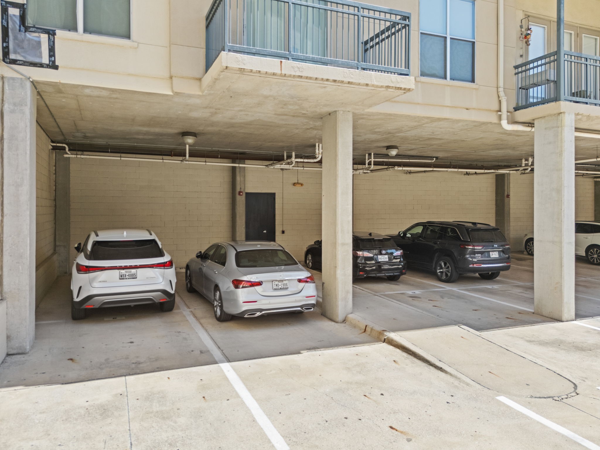 2950 Mckinney Avenue Dallas TX 75204