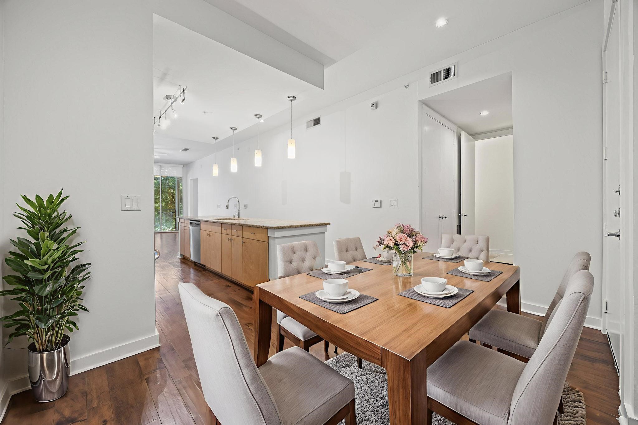 2950 Mckinney Avenue Dallas TX 75204