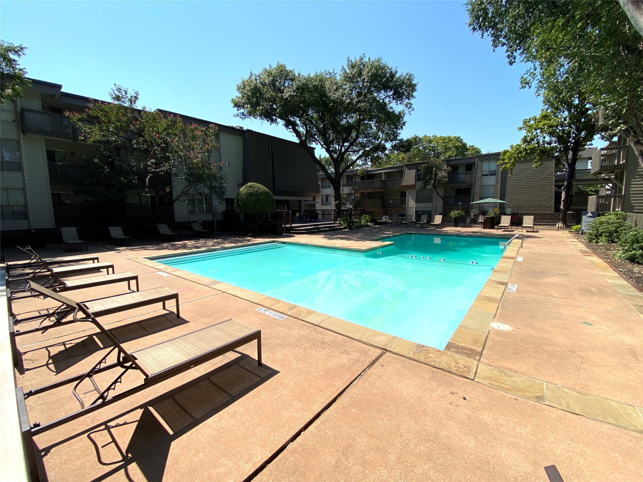 4859 Cedar Springs Road Dallas TX 75219