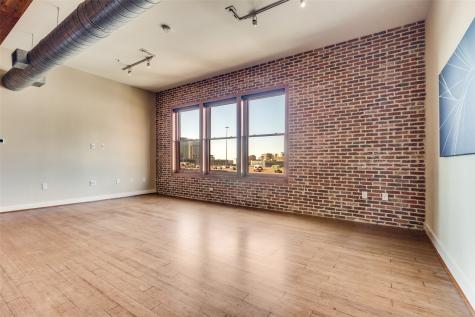 2502 Live Oak Street Dallas TX 75204
