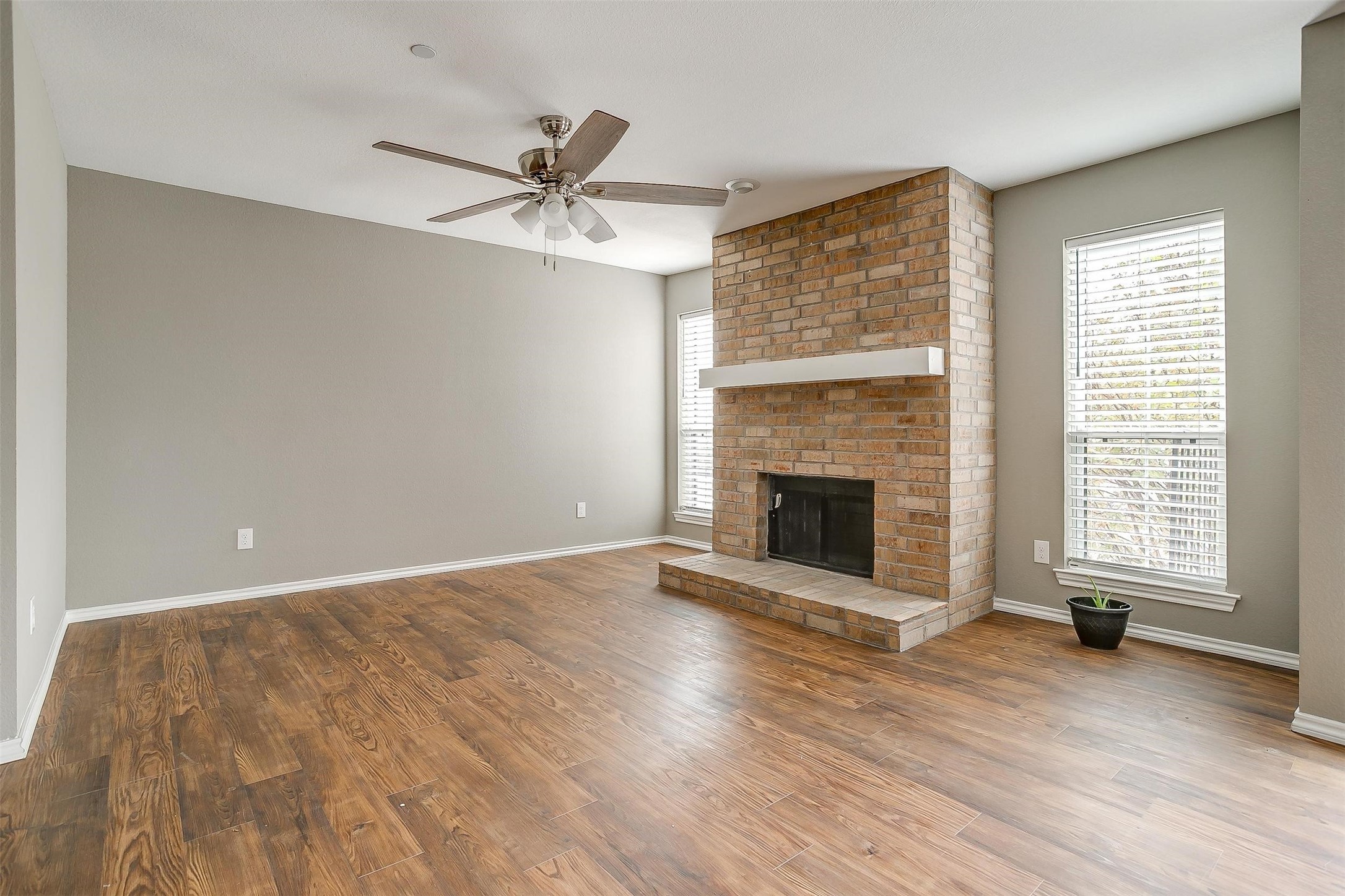 5806 Marvin Loving Drive Garland TX 75043
