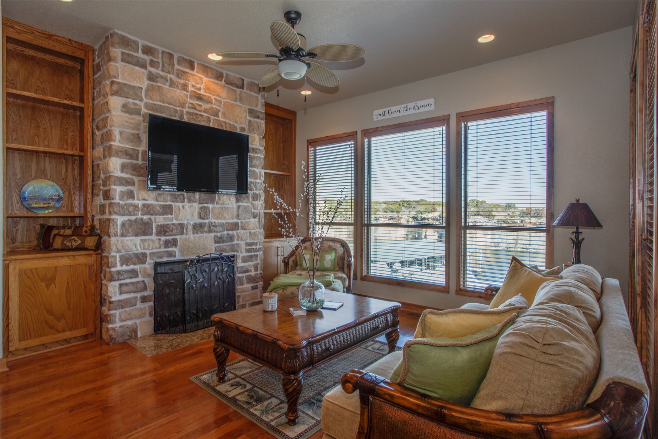 3006 Upcreek Alley Strawn TX 76457