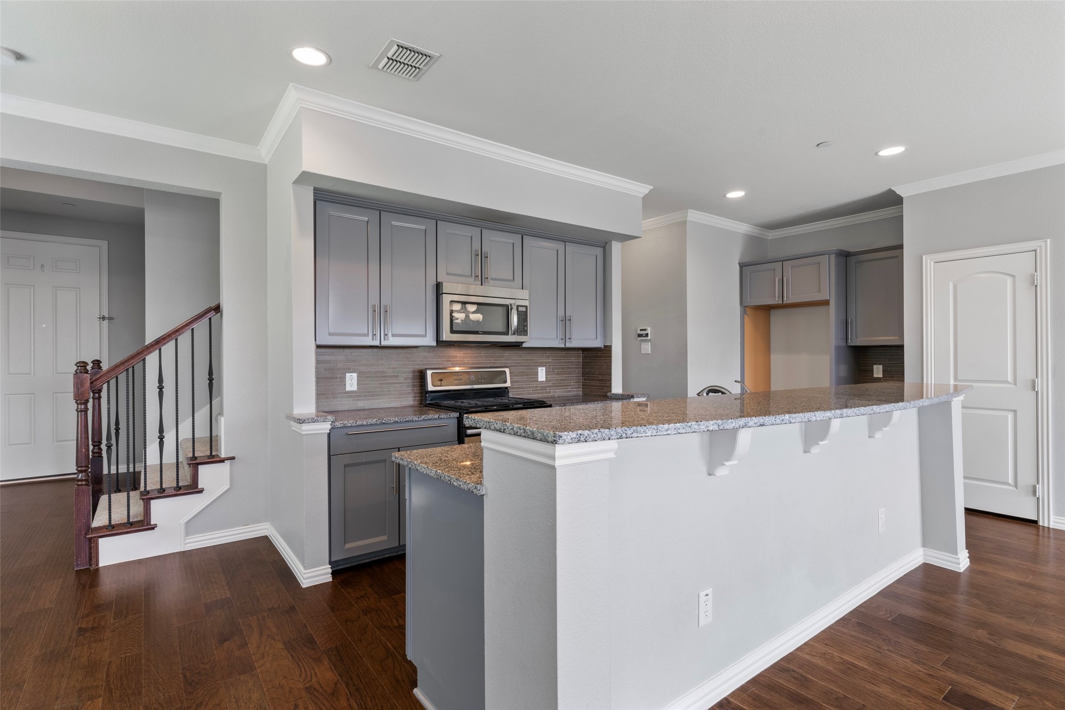 406 Hamilton Street Lewisville TX 75067