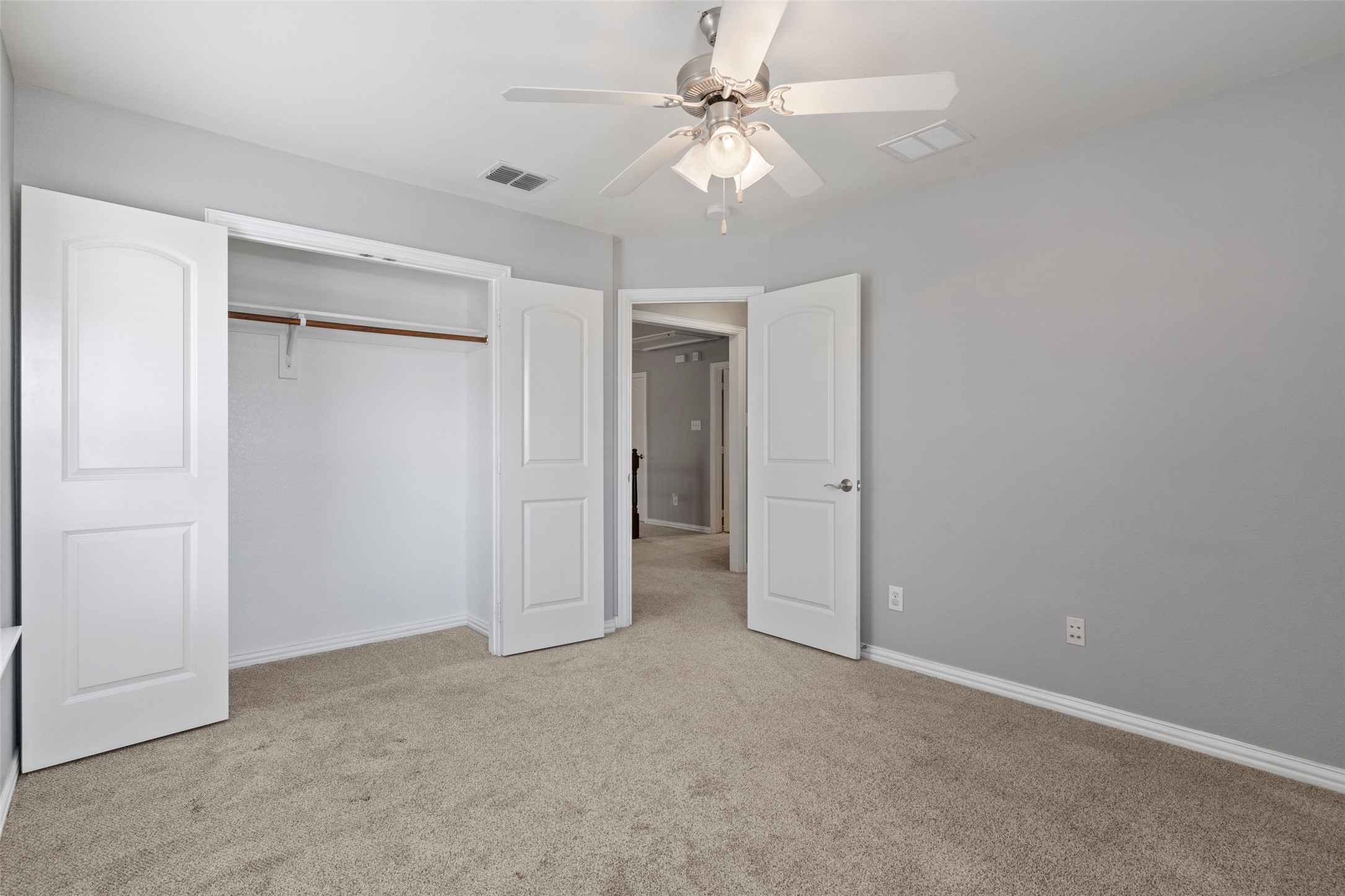 406 Hamilton Street Lewisville TX 75067