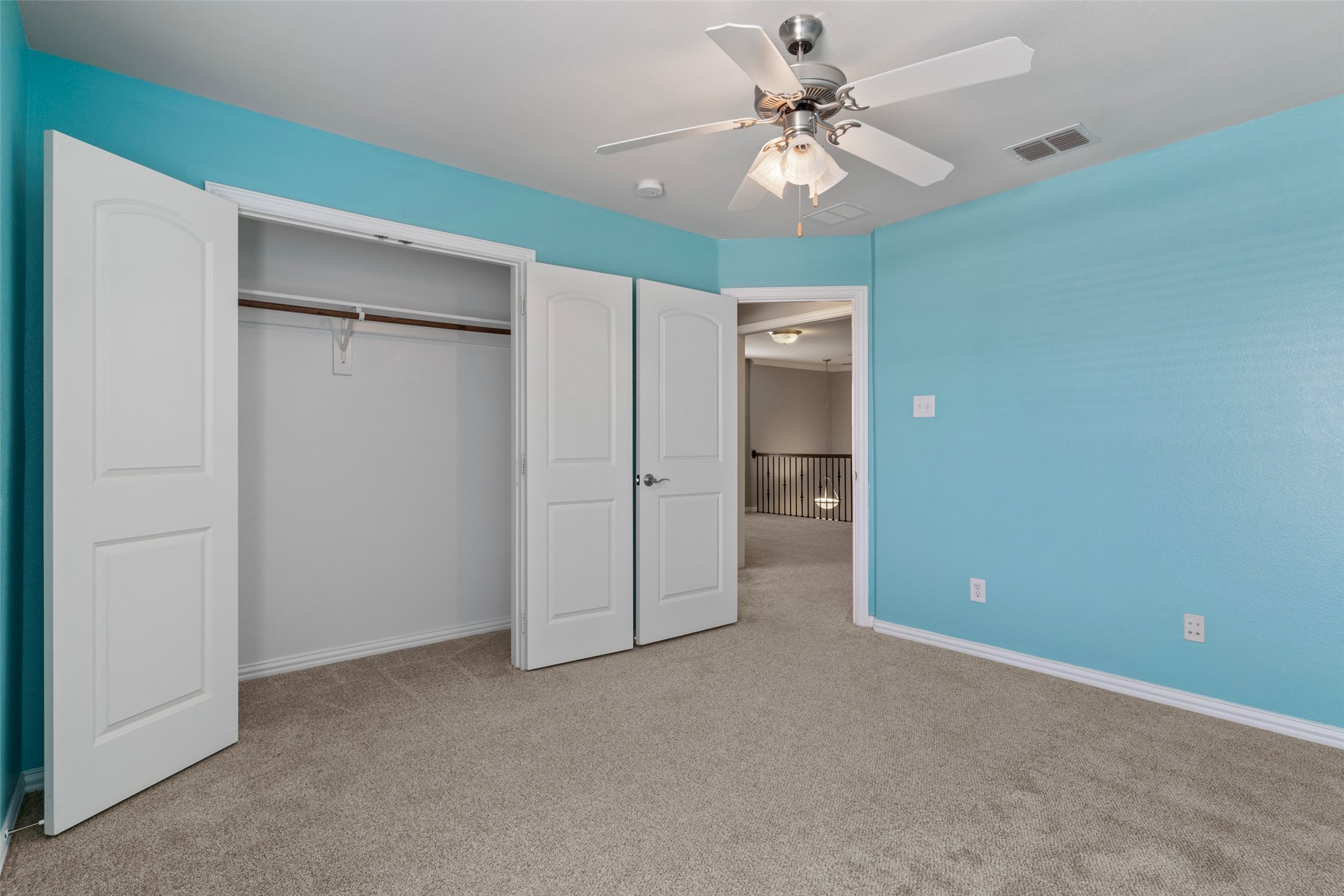406 Hamilton Street Lewisville TX 75067
