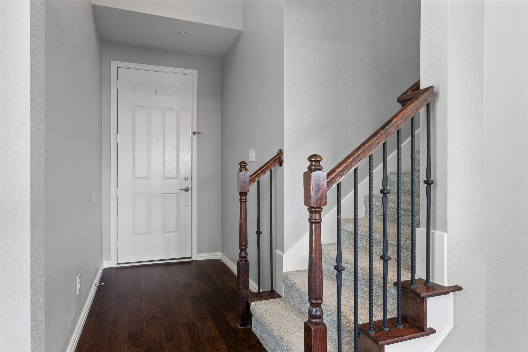 406 Hamilton Street Lewisville TX 75067