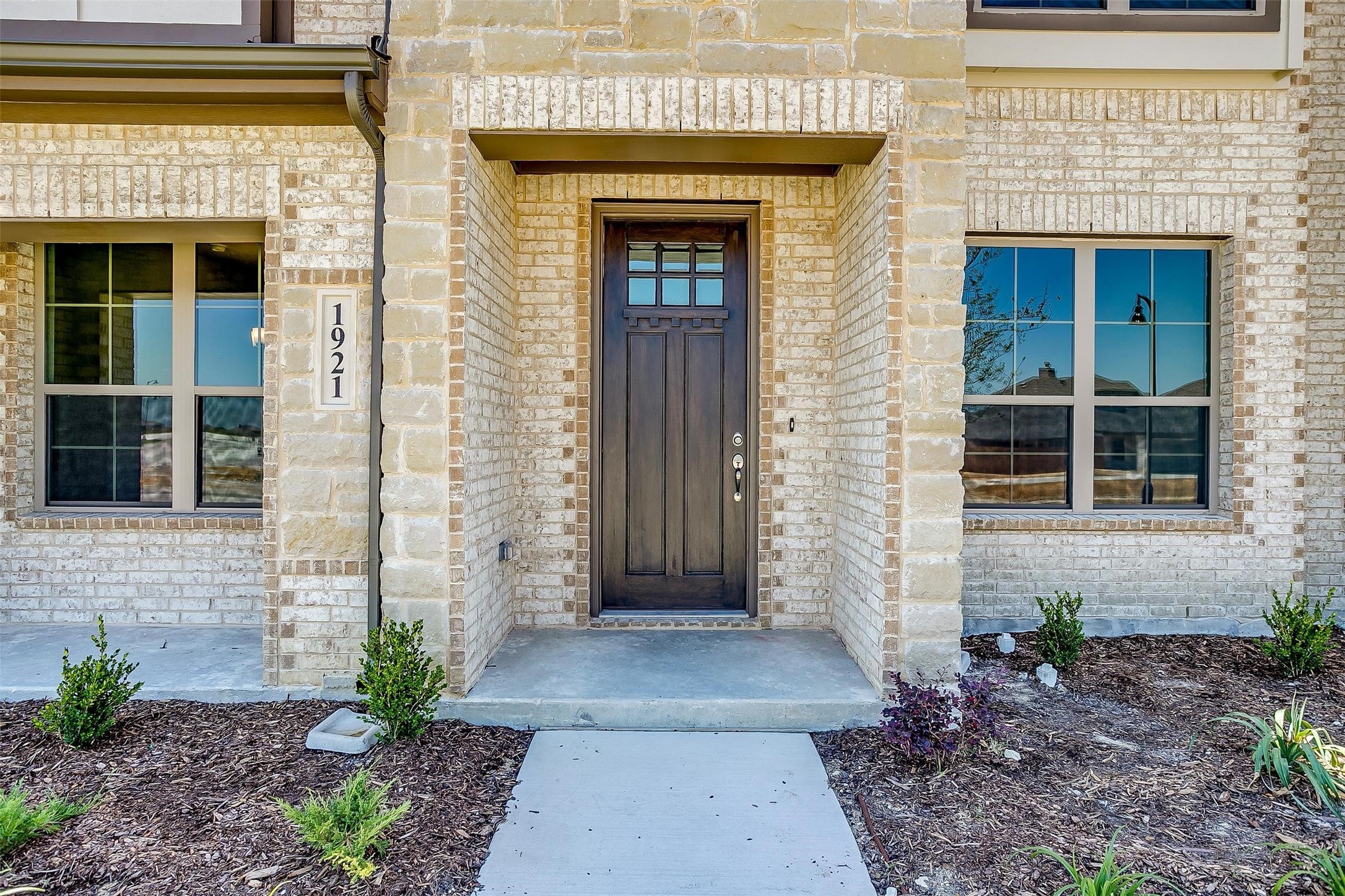 817 Homeplace Circle Mansfield TX 76063