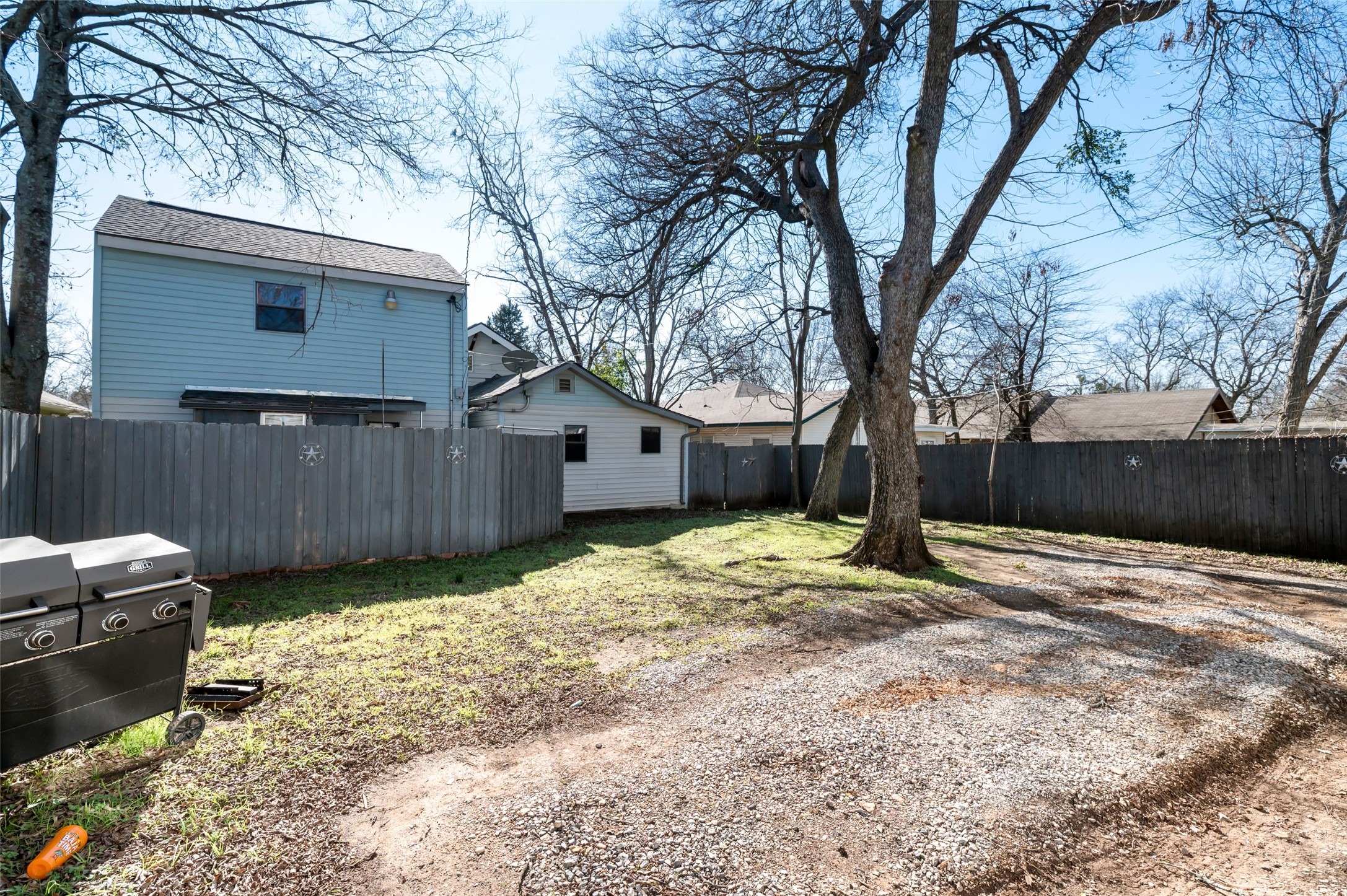 1309 W Bond Street Denison TX 75020