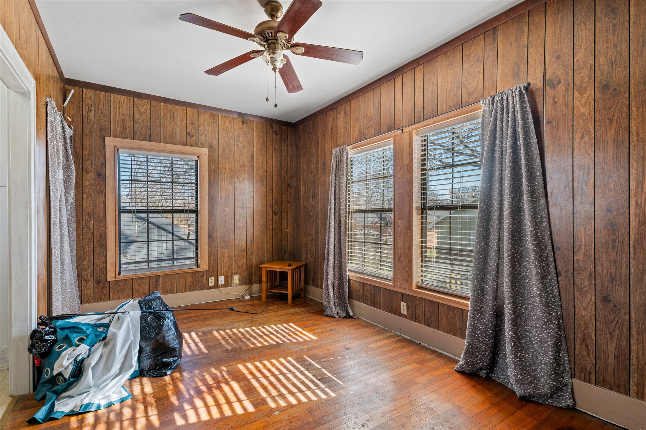 1309 W Bond Street Denison TX 75020