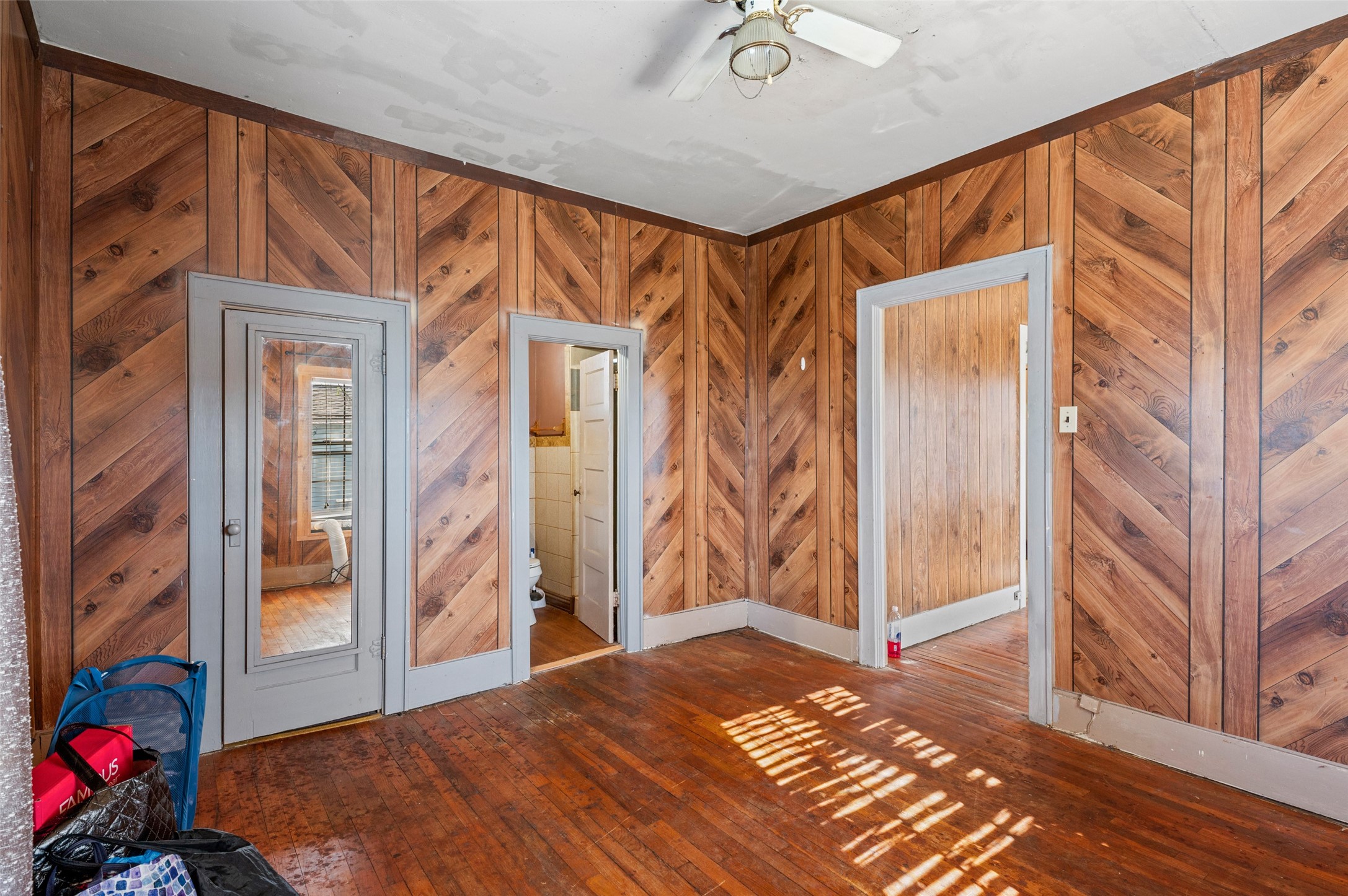 1309 W Bond Street Denison TX 75020