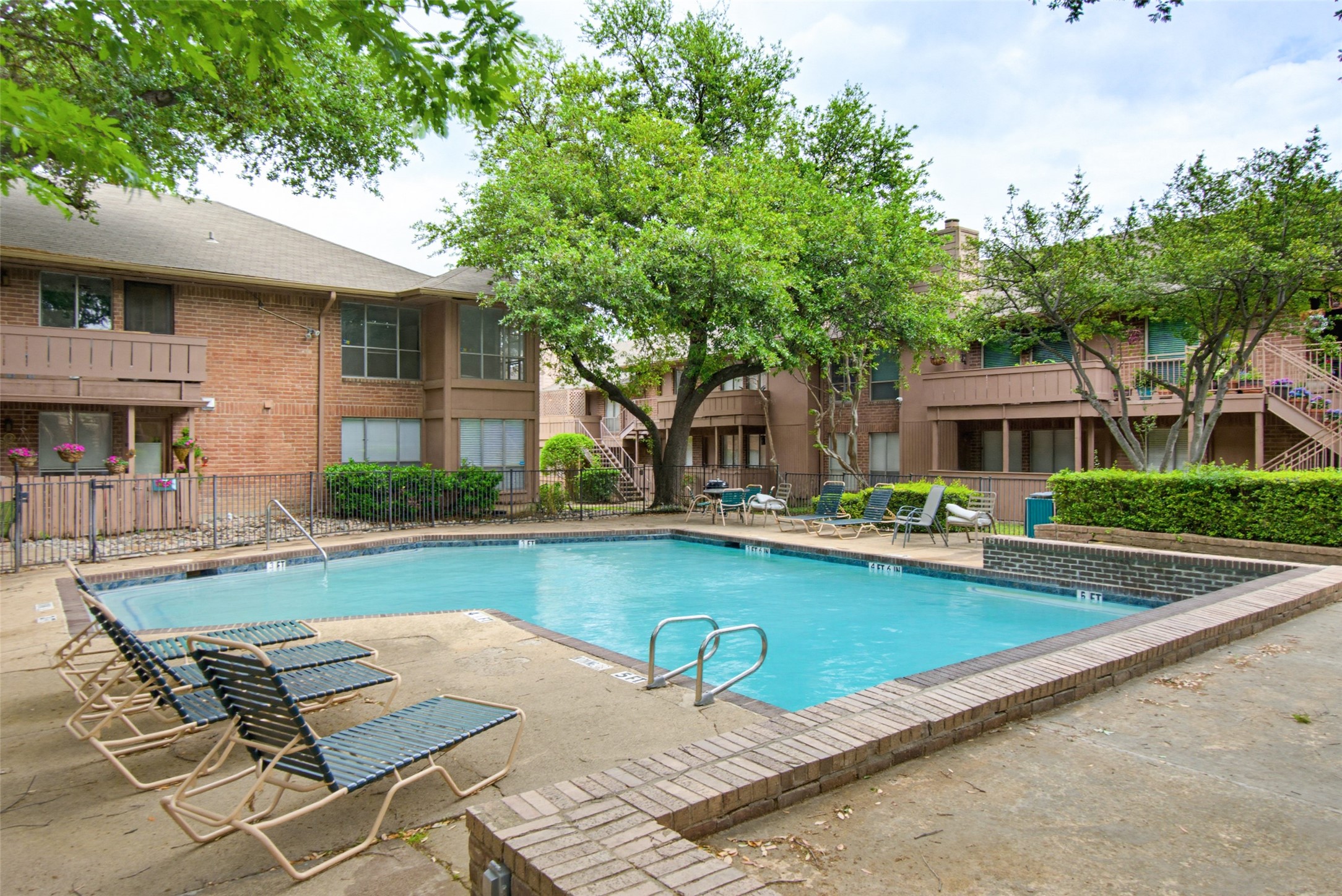 10556 High Hollows Drive Dallas TX 75230