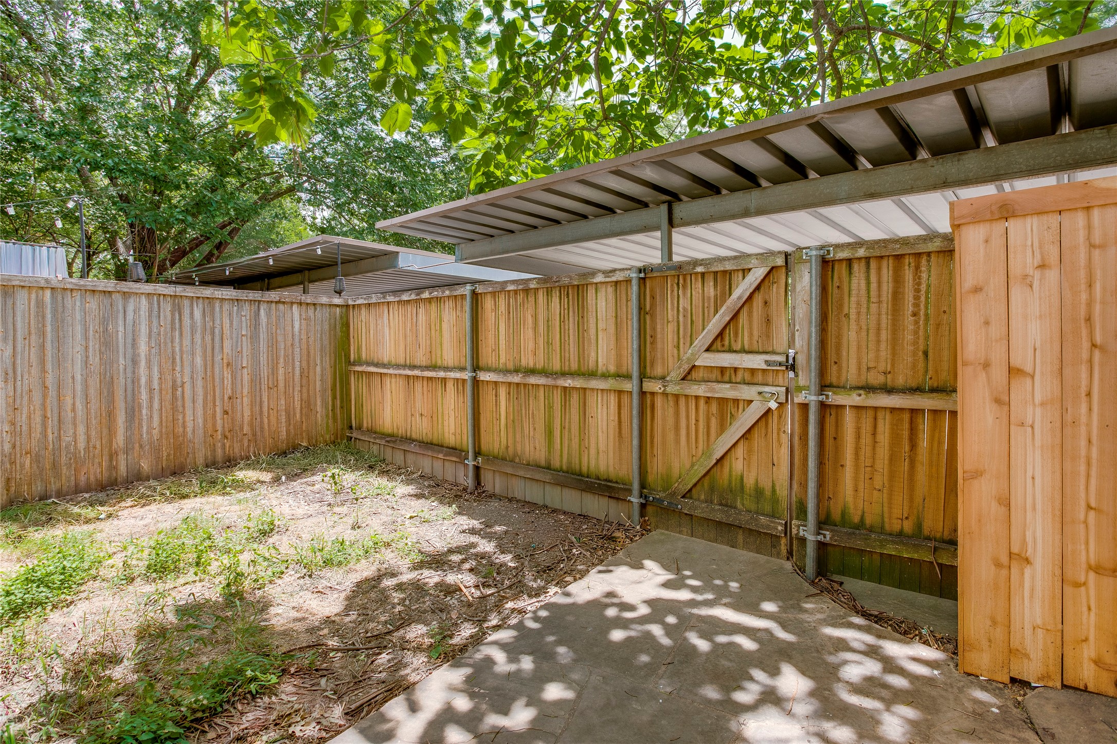 714 W Canty Street Dallas TX 75208