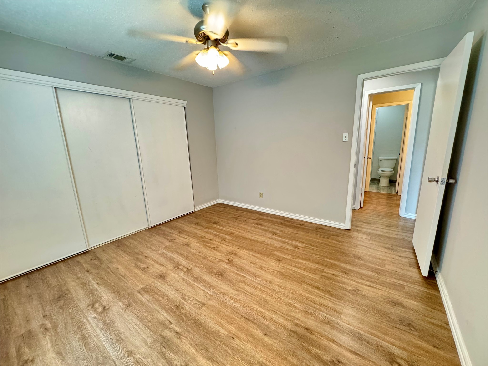 5981 Arapaho Road Dallas TX 75248