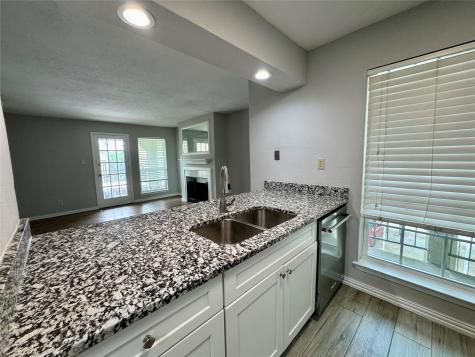 5981 Arapaho Road Dallas TX 75248