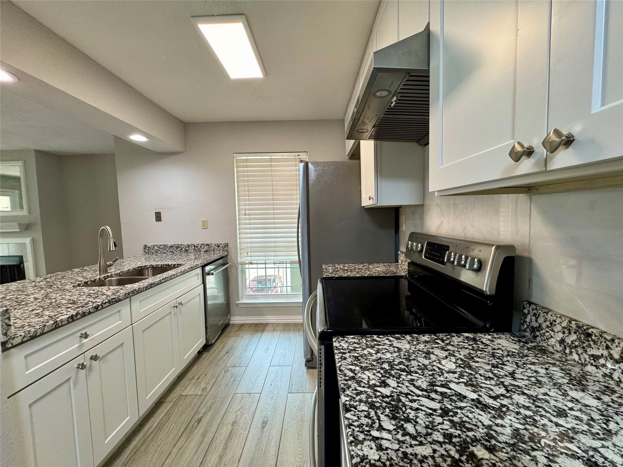 5981 Arapaho Road Dallas TX 75248