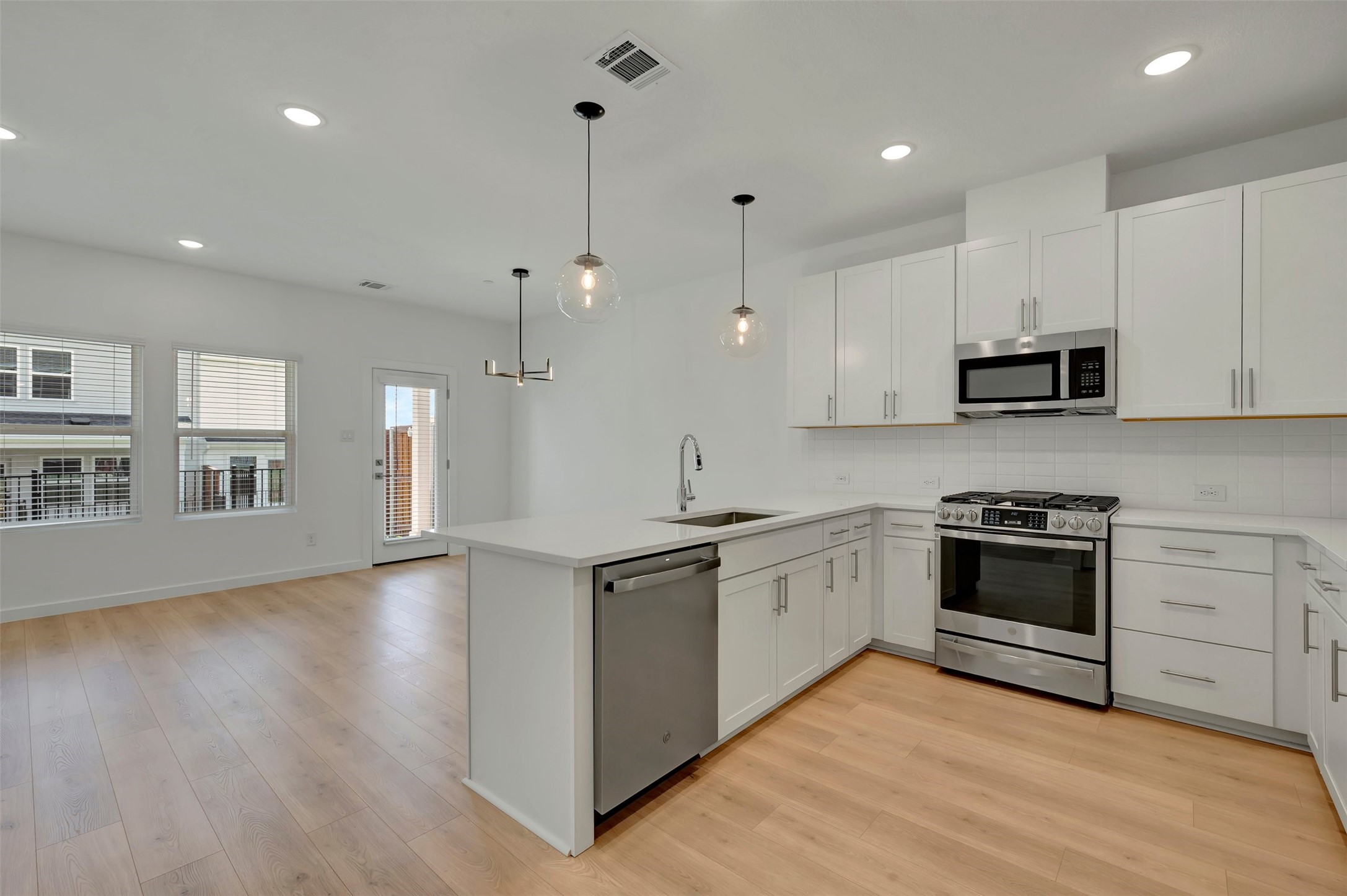 9404 Mill Street Providence Village TX 76227