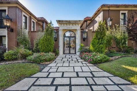 5934 Sandhurst Lane Dallas TX 75206