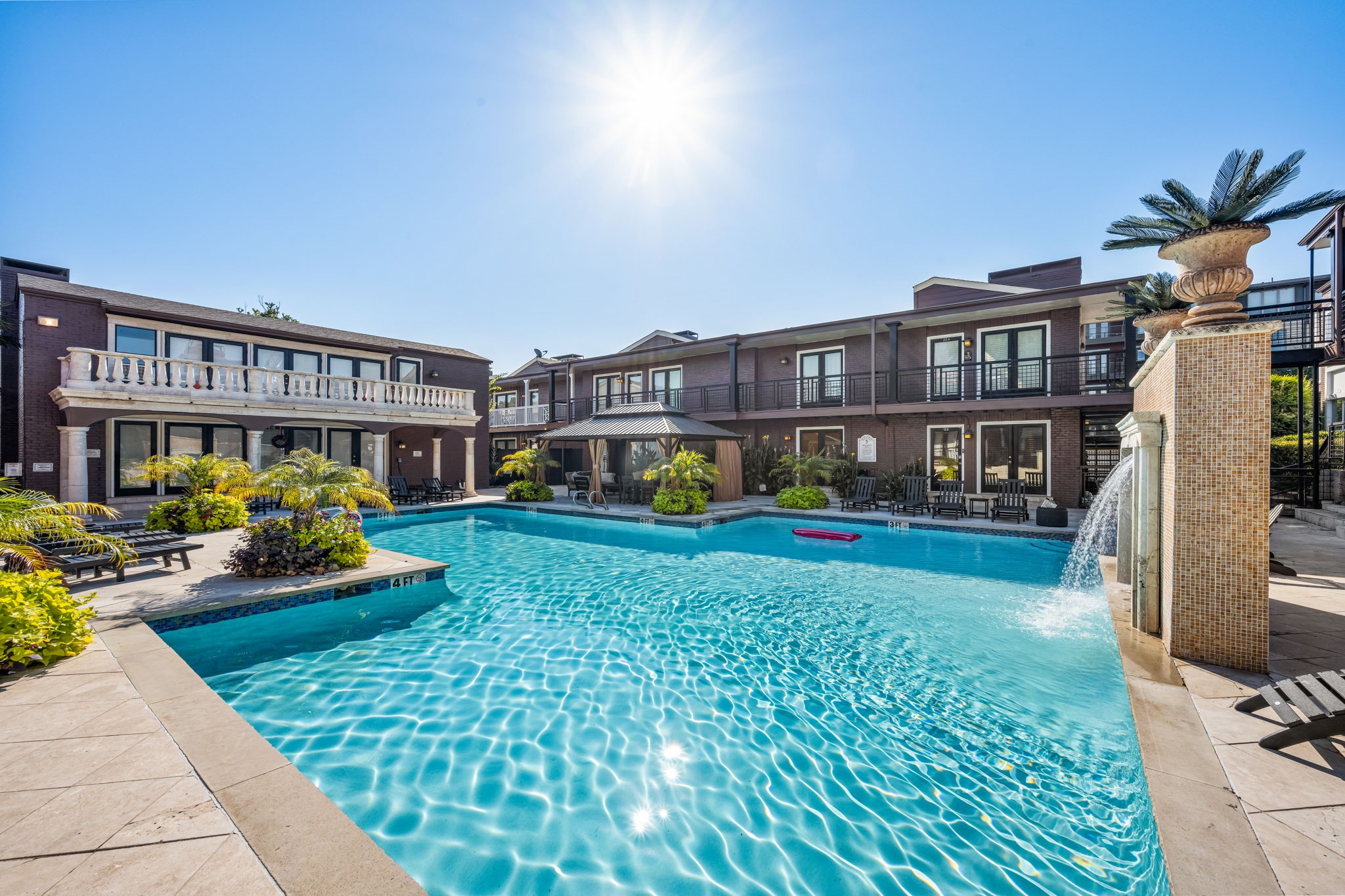 5934 Sandhurst Lane Dallas TX 75206