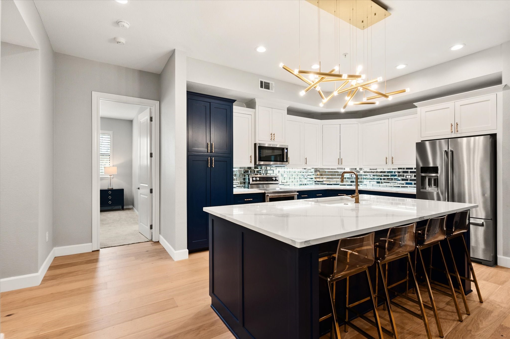 1207 Beaconsfield Lane Arlington TX 76011