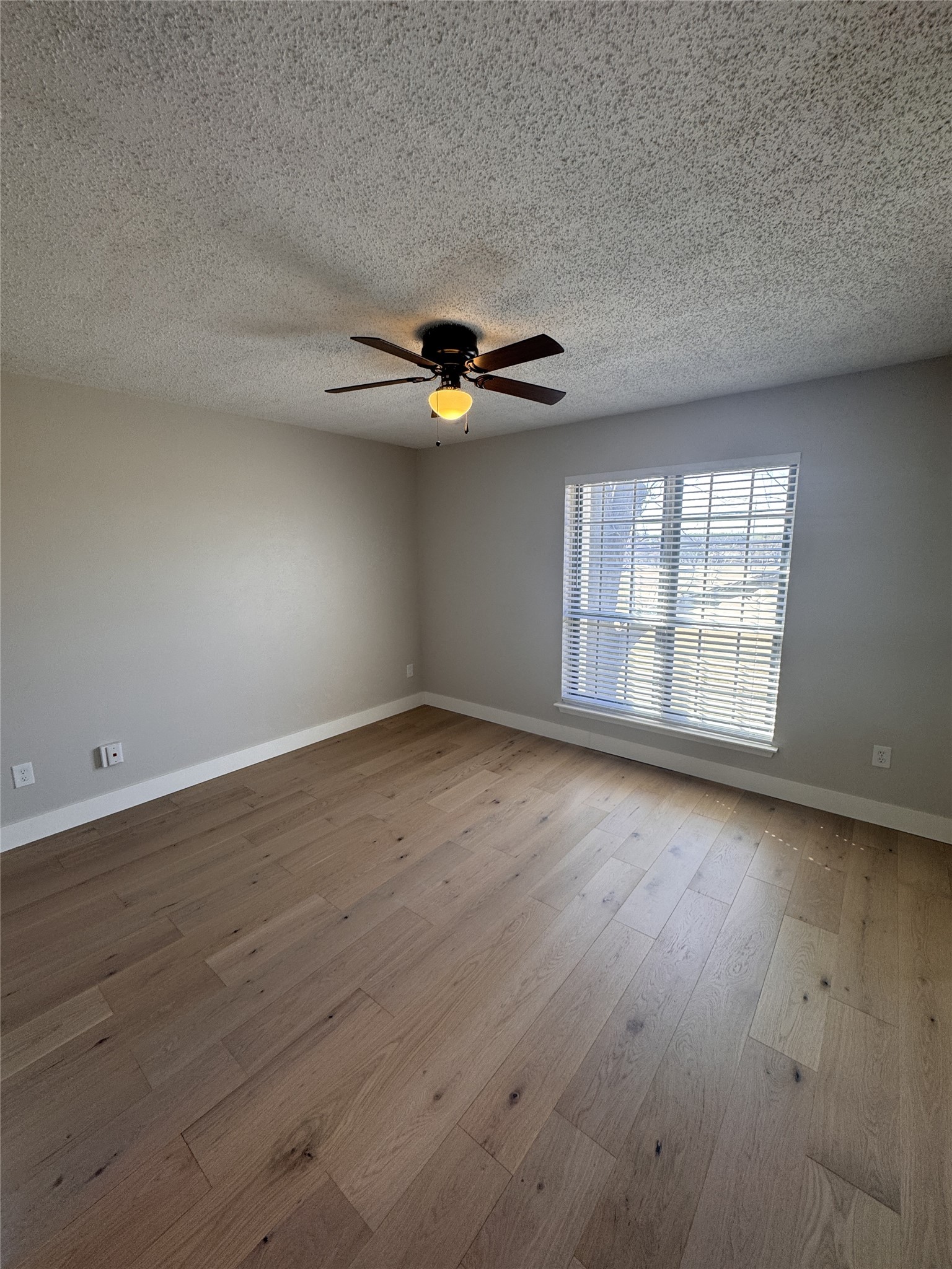 527 W Lookout Drive Richardson TX 75080