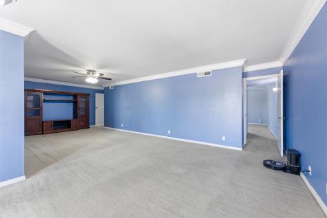 558 E Avenue J Grand Prairie TX 75050