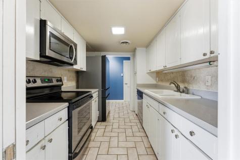 558 E Avenue J Grand Prairie TX 75050
