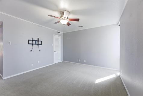 558 E Avenue J Grand Prairie TX 75050