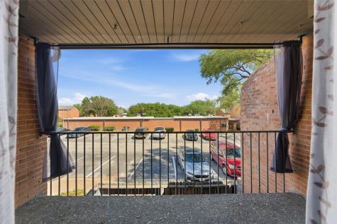 558 E Avenue J Grand Prairie TX 75050