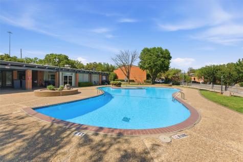 558 E Avenue J Grand Prairie TX 75050