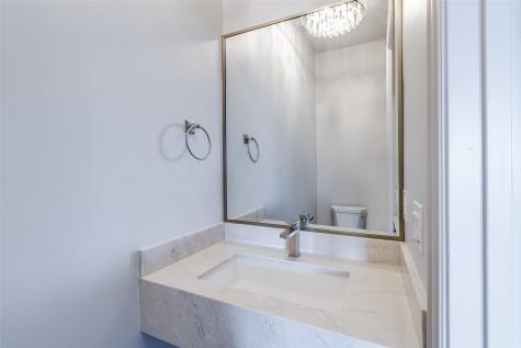 1900 S Ervay Street Dallas TX 75215