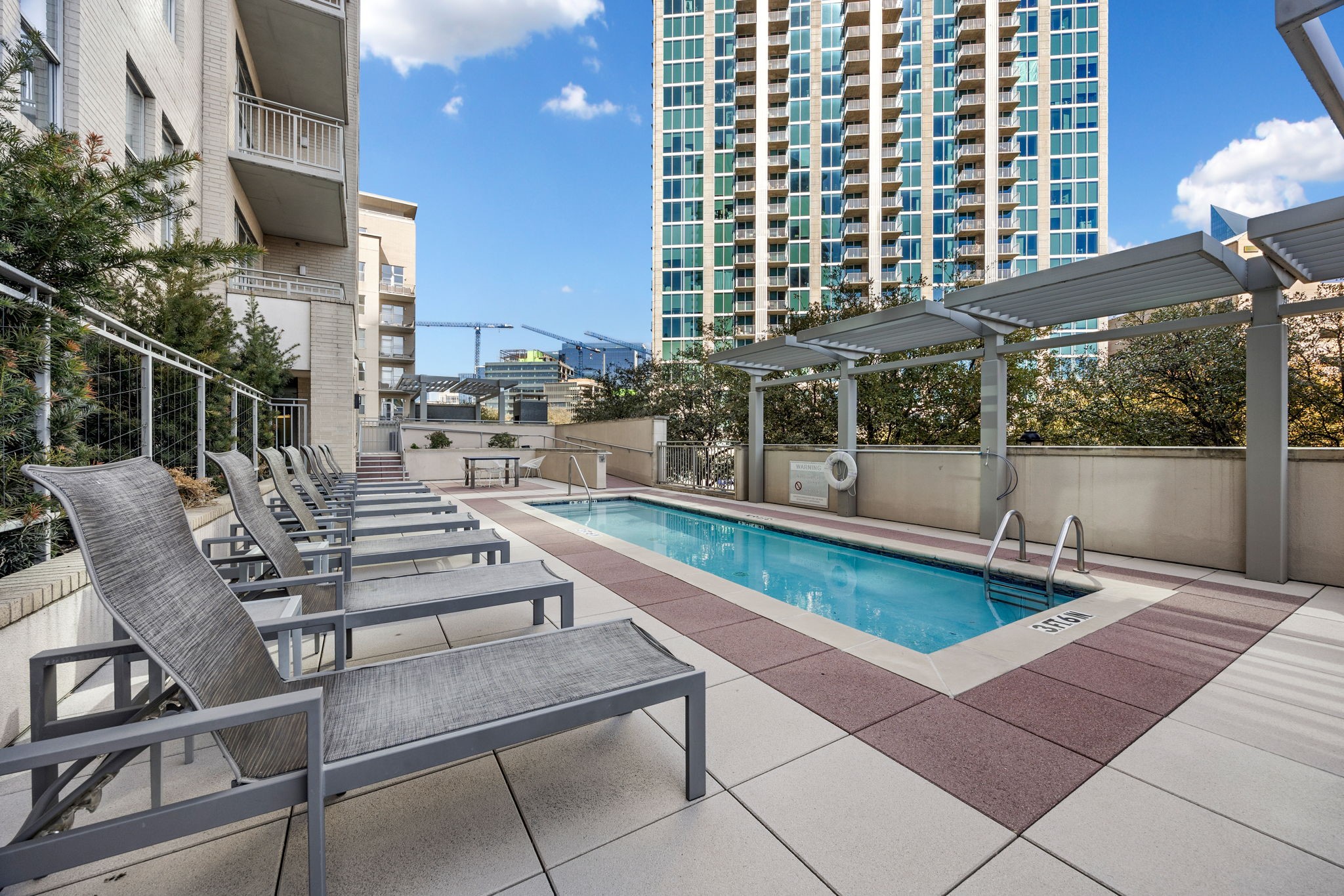 2323 N Houston Street Dallas TX 75219