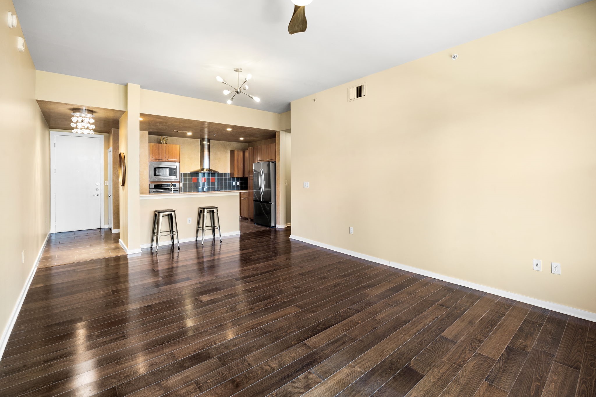 2323 N Houston Street Dallas TX 75219