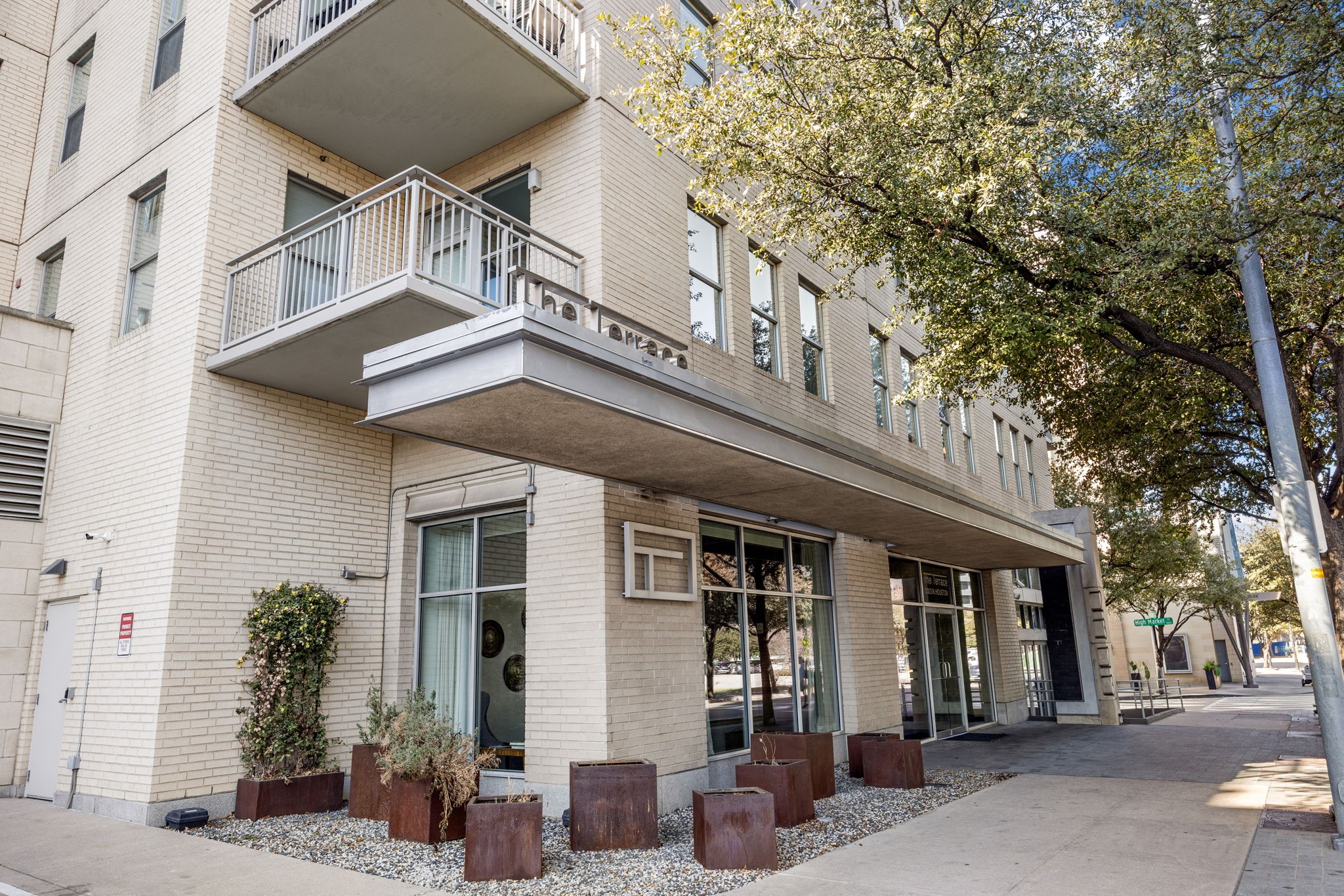 2323 N Houston Street Dallas TX 75219