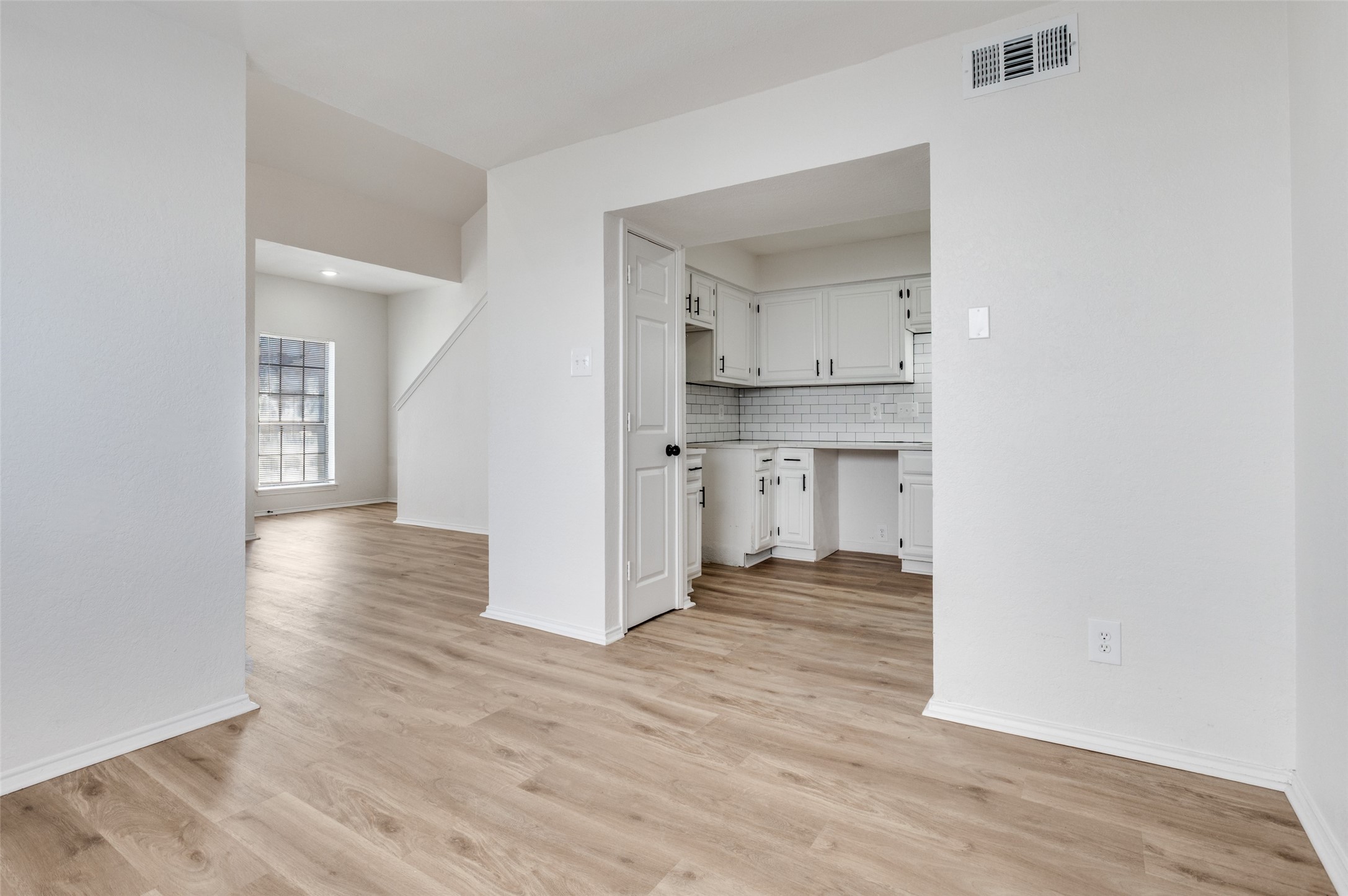 2322 Sherry Street Arlington TX 76014
