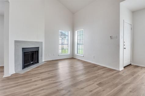 2322 Sherry Street Arlington TX 76014